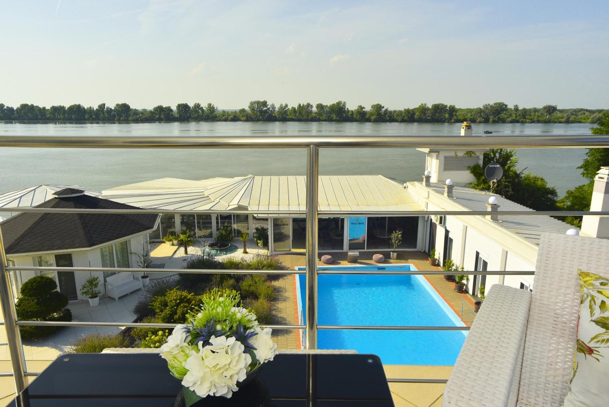 Apartments Villa Graf Szendrő Kültér fotó