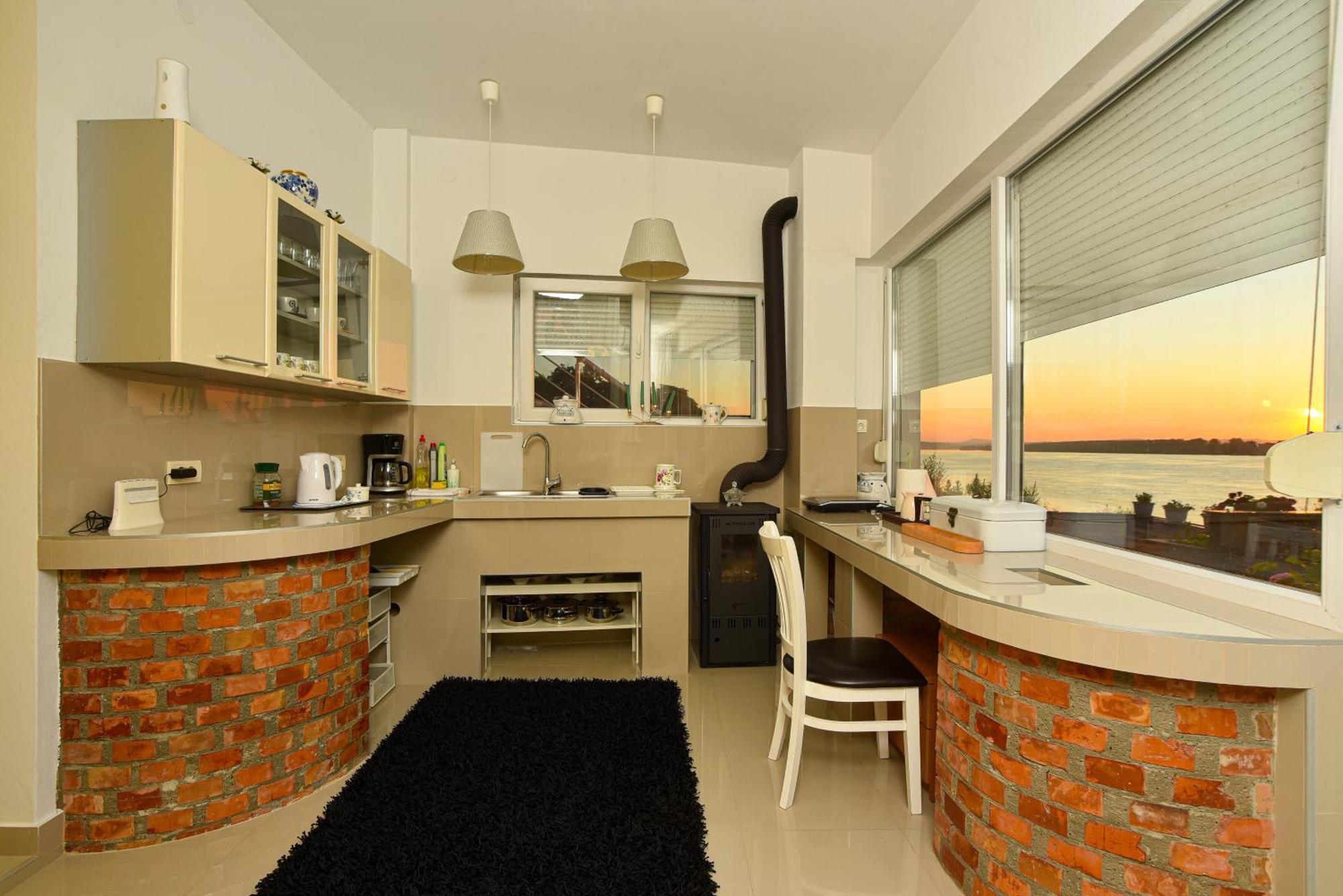 Apartments Villa Graf Szendrő Kültér fotó